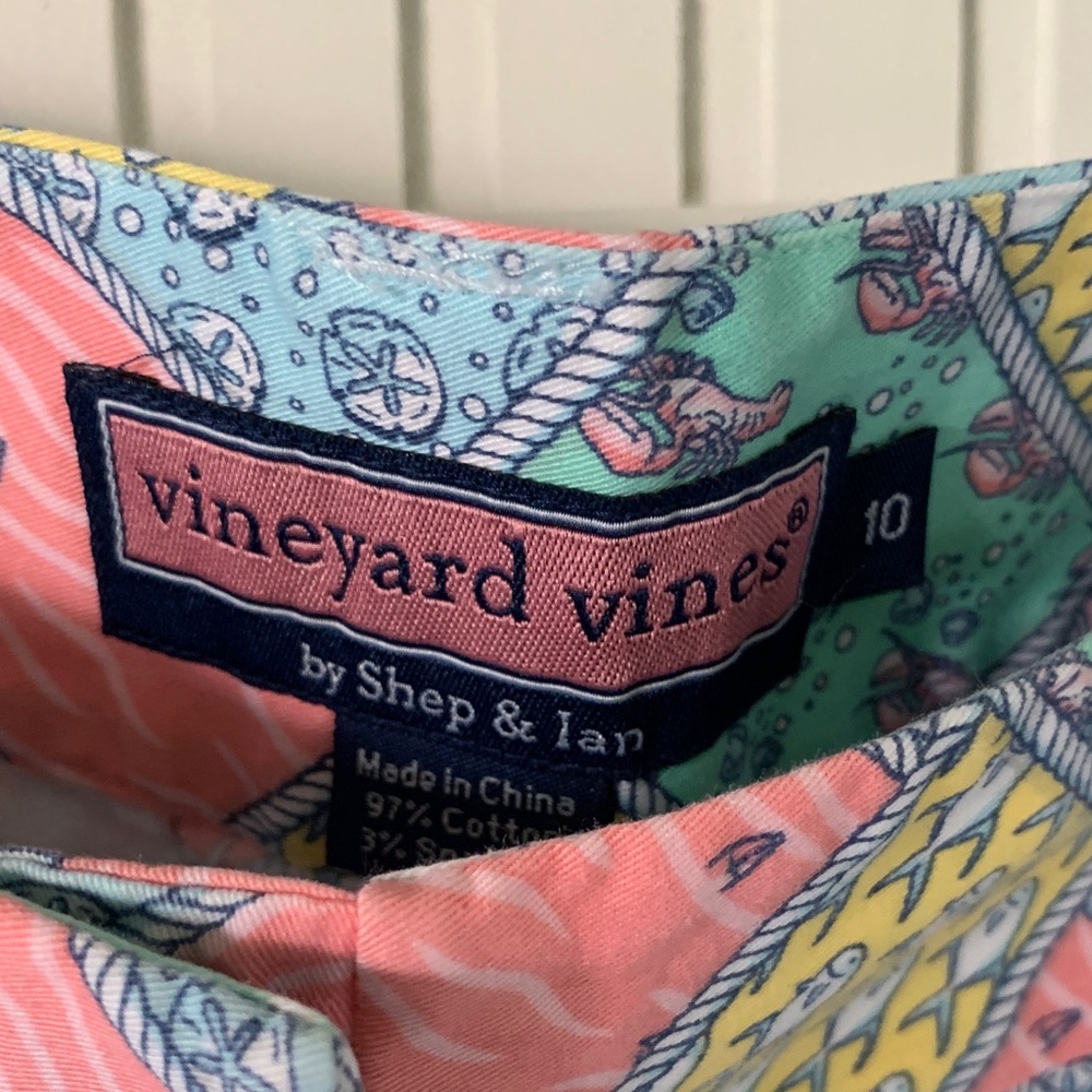 Final Markdown Vineyard Vines Nautical Shorts - image 2